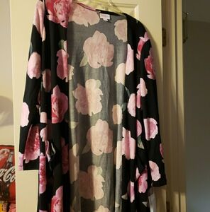 Lularoe Black with Pink Flowers Sweater Caroline Size Large NWT